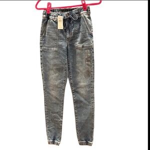 NWT America Eagle Outfitters Jogger Jean Jegging's With Pockets!
